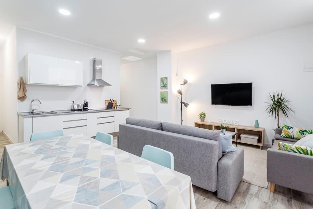 Apartamento Nuevo Cerca De La Playa Y Del Centro Valencia Exterior foto